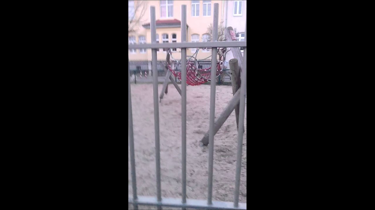 Bei'm ball runter holn erwischt 😂👋👌