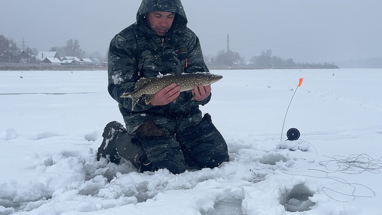 ЩУКА НА ЖЕРЛИЦУ! Зимняя рыбалка!