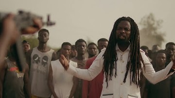Rocky Dawuni "Neva Bow Down" feat. Blvk H3ro