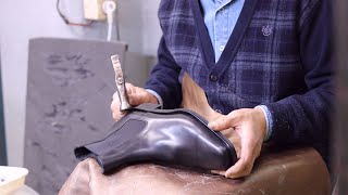 Process of making Chelsea Boots. Old Shoes Factory in Korea