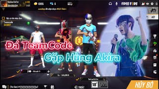 Đá TeamCode Gặp Anh Hùng Akira Cai Dù 1m2 Ngay Trên Live Stream | Free Fire