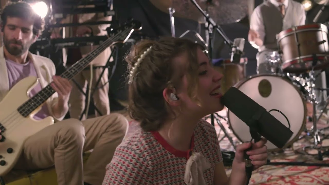 在 YouTube 上观看 NIR KLEINER - END LOVE (FEAT. ALMA GOV & ALLAN TUNE) 在 YouTube 上观看 NIR KLEINER - END LOVE (FEAT. ALMA GOV & ALLAN TUNE)