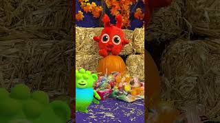 What's Your Favorite Trick or Treat Candy?! 🍬🍭 #halloween #morphle #food