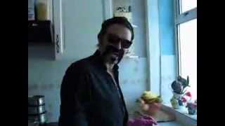 GEORGE MICHAEL STARTS HIS 1OO HOURS COMMUNITY SERVICE. Profile