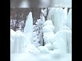 얼음폭포들의 매혹적인 아름다운 경치는 우리를 빙하기 시대로 이끌어 간다. |CCTV 한국어방송