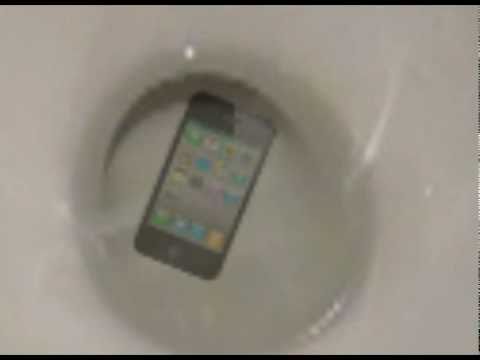 mobiel in toilet gevallen iphone 4 dropped in toilet youtube mobiel in toilet gevallen iphone 4 dropped in toilet youtube