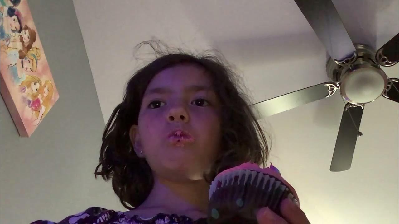 Me And Mom Made Cupcakes Youtube