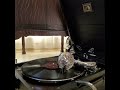 コロムビア ローズ ♪街かどの花賣娘♪ 1952年 78rpm record. HMV Model No 102 Gramophone