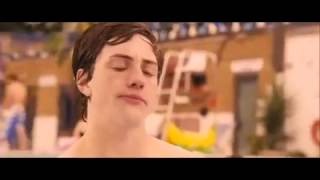 Angus thongs and perfect snogging ~pool scene~