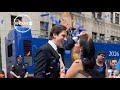 A New York couple got married during the Knicks parade. Here's what happened next
