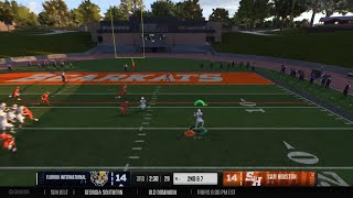 Jenkins uses the unusual run formation to march upfield for a quick TD drive @ Sam Houston