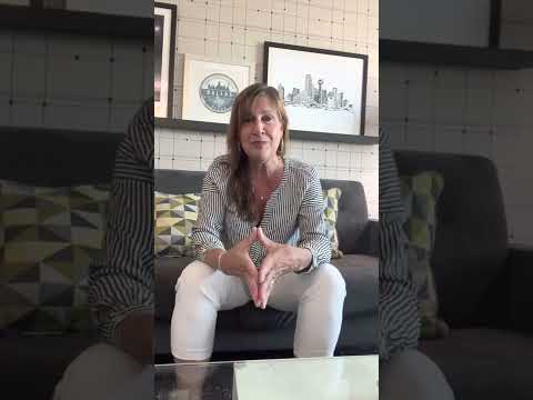 Airbnb SuperHost Michèle Bouvé Hoffman gives insight on how to get started  !