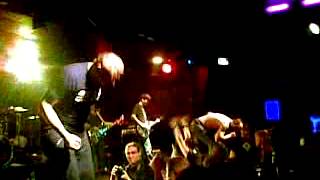Atari Terrror - 'Dance Machine' live