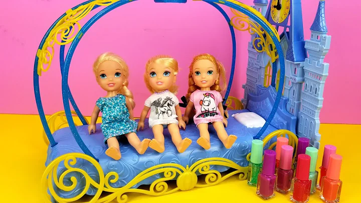 Sleepover at Cinderella ! Elsa & Anna toddlers - L...
