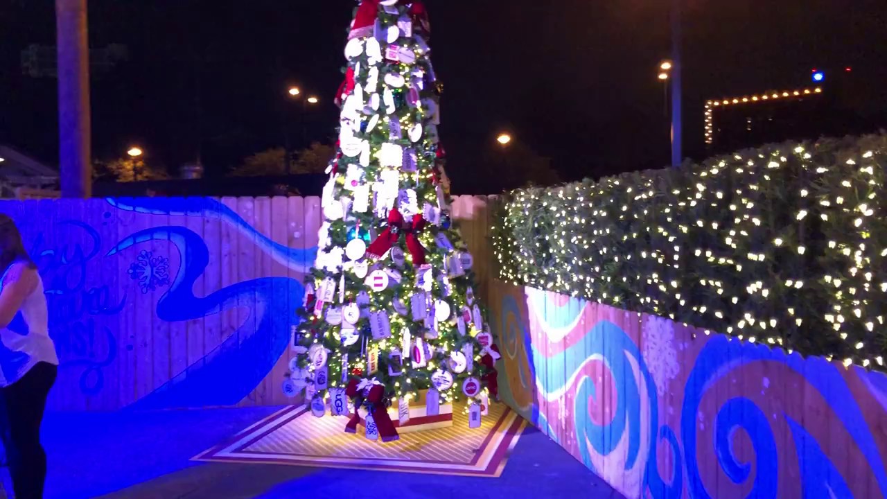 mainlander Christmas Tree Trail, #DisneySprings