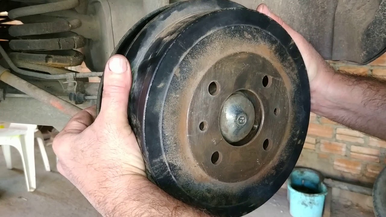 Regulagem freio traseiro Palio ,Siena  2013 parte 02