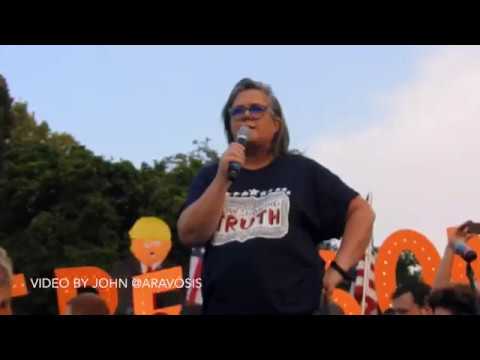 Video: Rosie O’Donnell & Broadway stars sing-protest the White House