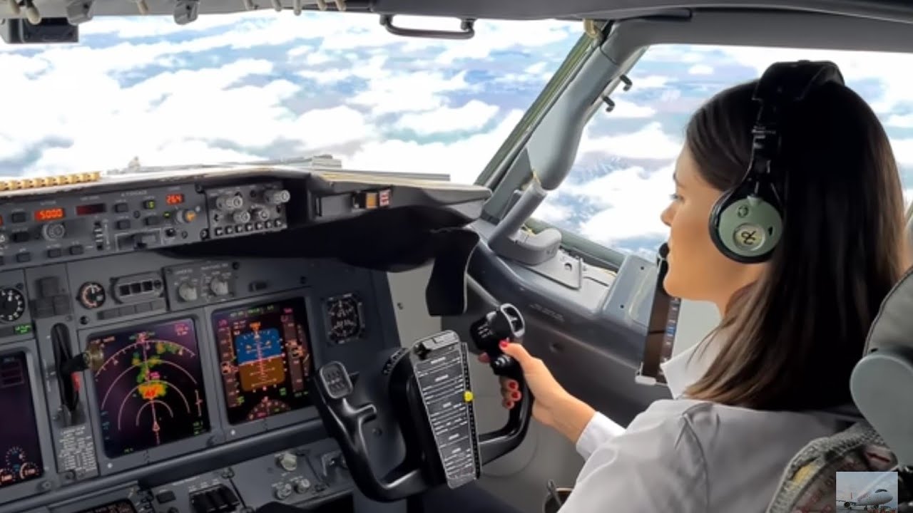 LOT🇵🇱 737-800 Warsaw Takeoff + Cockpit Preparations \u0026 Emergency Briefing