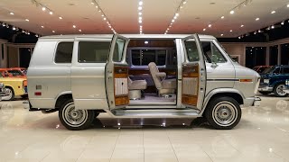 You Won’t Believe What’s Hiding Inside This 1975 Ford Econoline Van! 1975 Ford Econoline Van