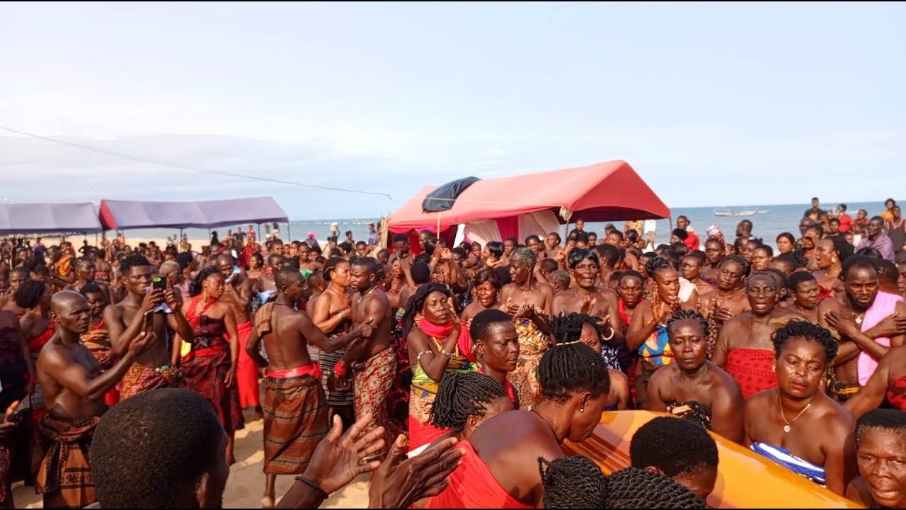 Thousands Bid Farewell: Adina Yewe Funeral