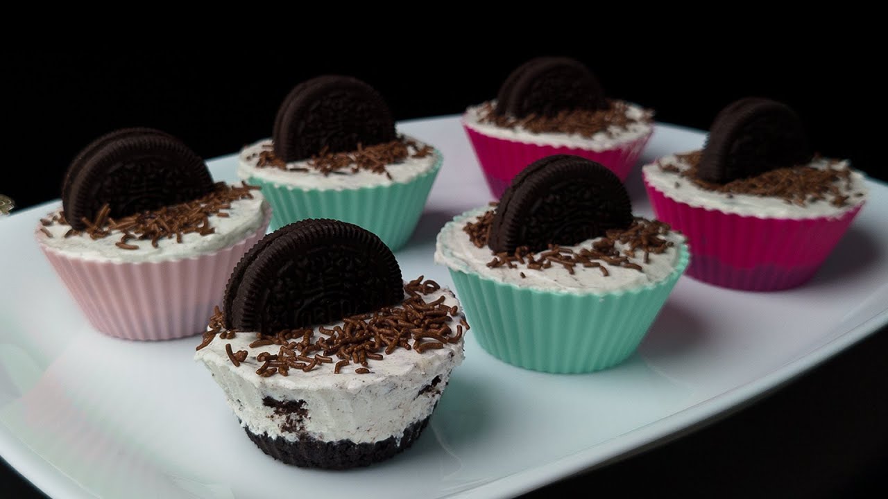 Irresistible Mini Oreo Cheesecakes - Perfect Bite-sized Delight!
