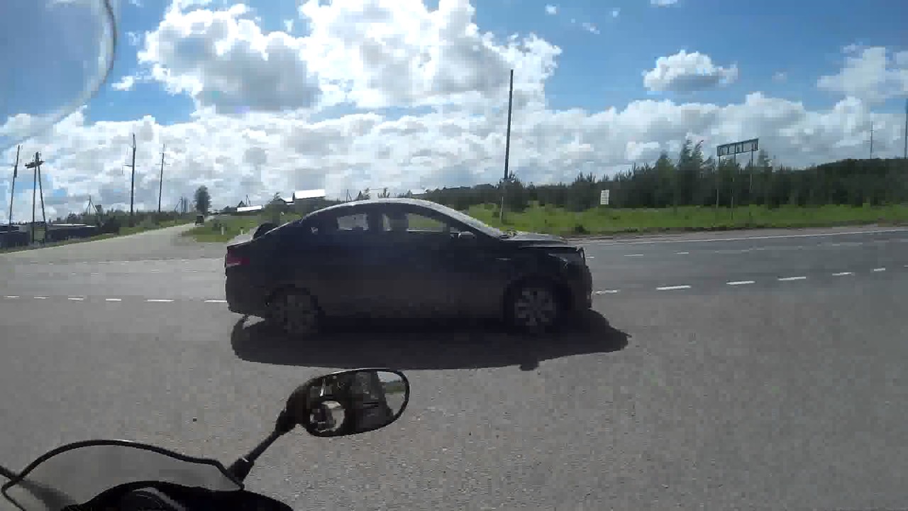 Футаж автомобиль едет