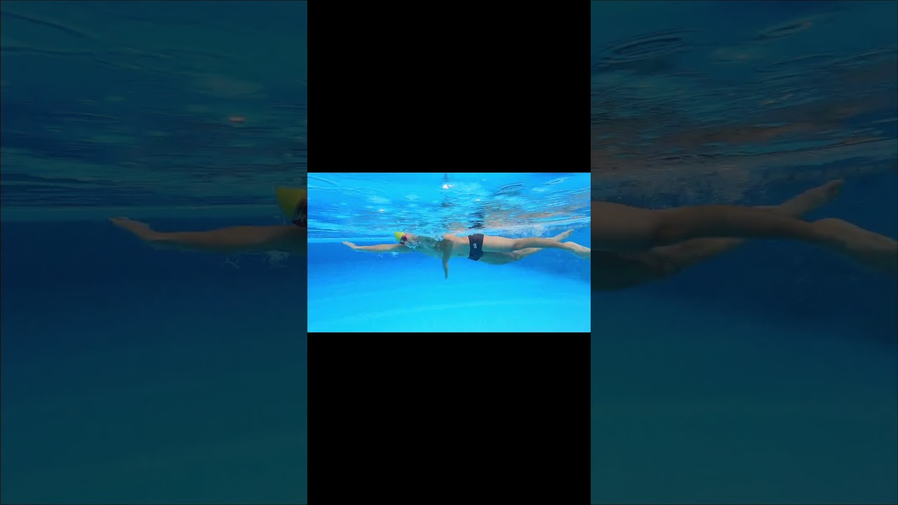 Easy freestyle swimming ✌️✌️✌️