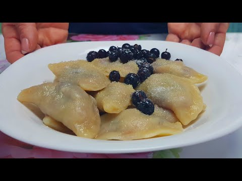 The Most DELICIOUS Currant Vareniki!