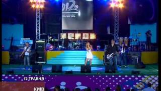 Алена Винницкая на Троицкой площади. 2012. Киев. Алена Винницкая на Троицкой площади. 2012. Киев.