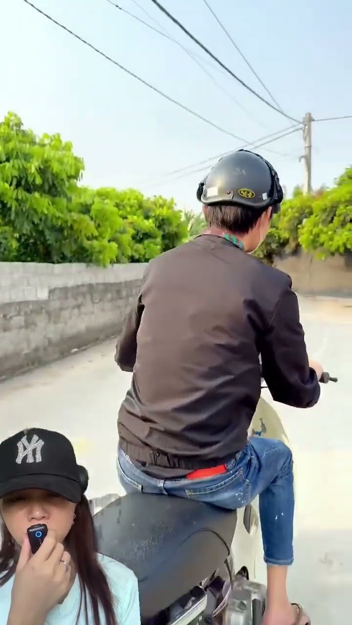 KASIAN KUCING SENDIRIAN ⁉️KAKAK GAK MAU RAWAT ??