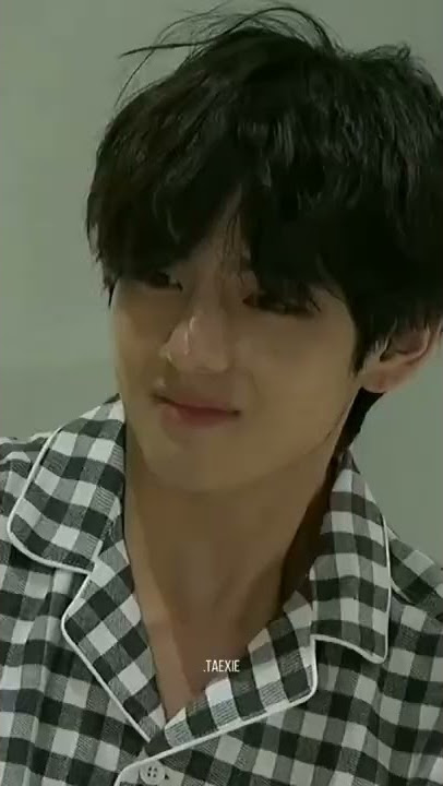 His boxy smile 😇 #taehyung #shorts
