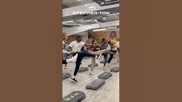 Such a FUN warm up 🔥 whole class enjoyed it 😁 #stepperton #juliusburphy #apt #funcardio