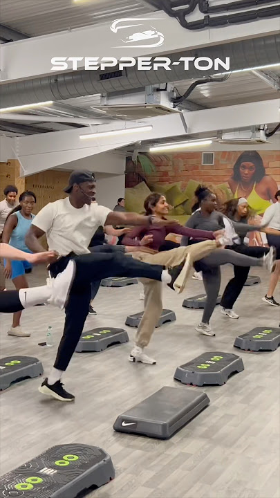 Such a FUN warm up 🔥 whole class enjoyed it 😁 #stepperton #juliusburphy #apt #funcardio