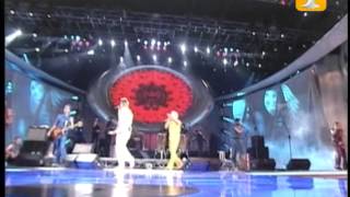 Los Auténticos Decadentes, La Guitarra, Festival de Viña 2002