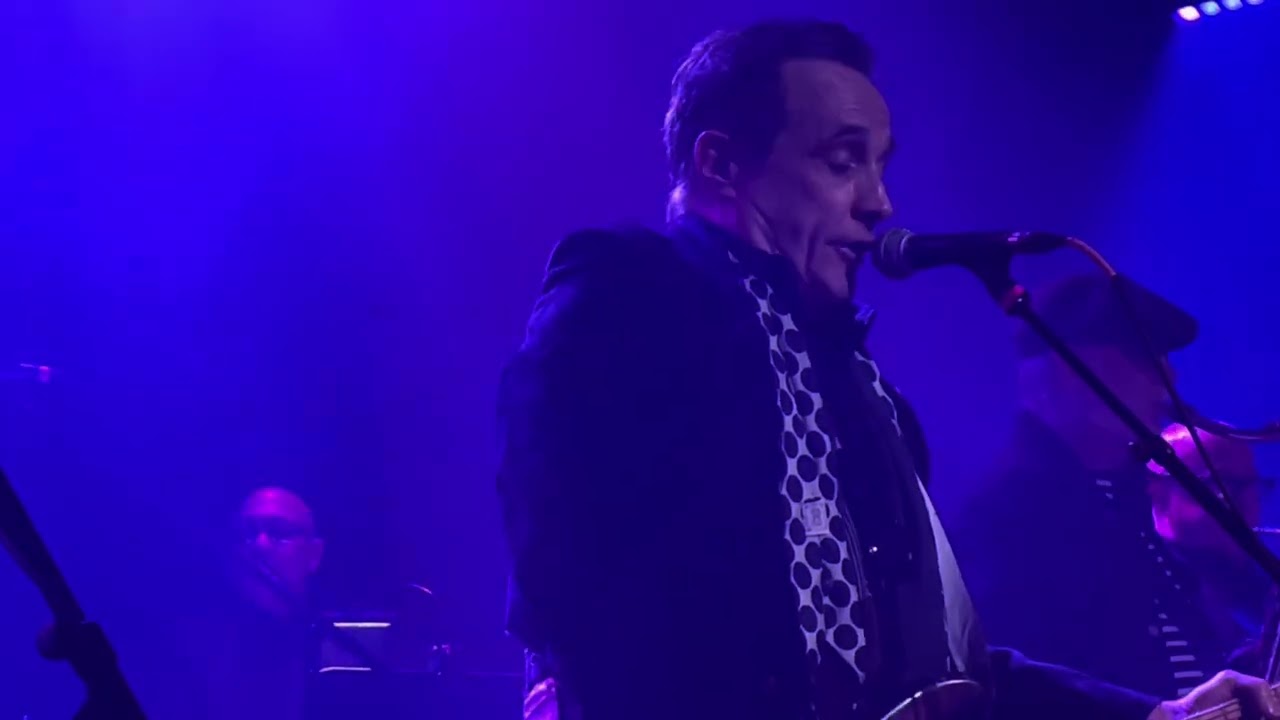 Billy Gibbons birthday bash w/ Carmine Rojas - Diamond Dogs (David Bowie) - Live The Whisky 12/20/25