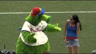 Most SAVAGE Mascot Moments in Sports