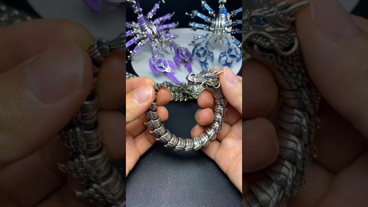 METALLIC DRAGON BRACELET 