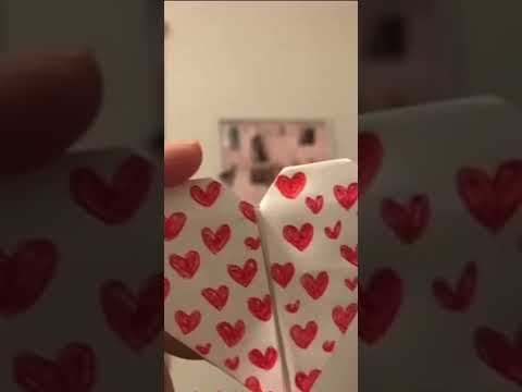 لما اقول اني احب الهدايا البسيطة اقصد كذا