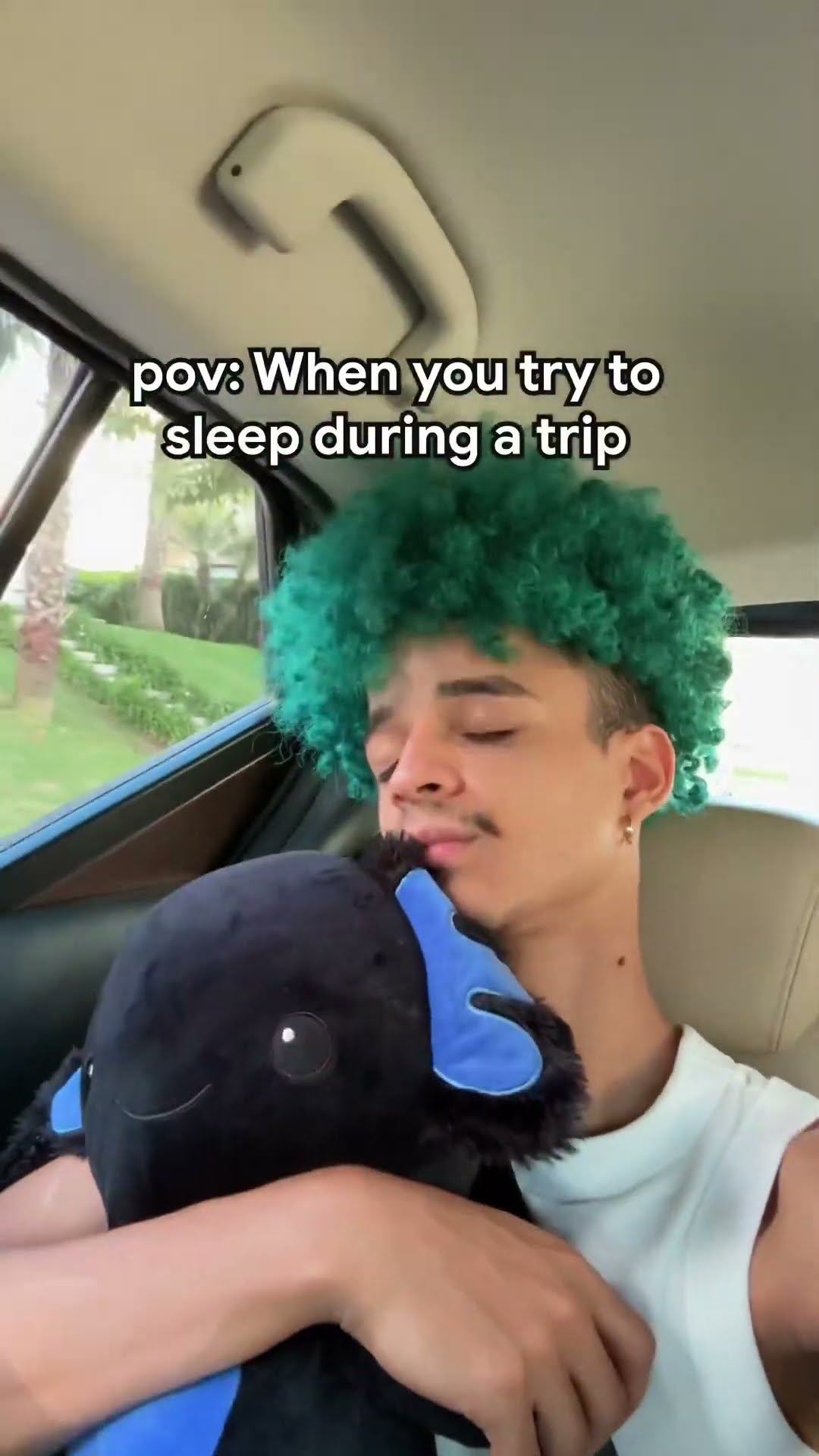 WHEN YOU TRY TO SLEEP DURING A TRIP