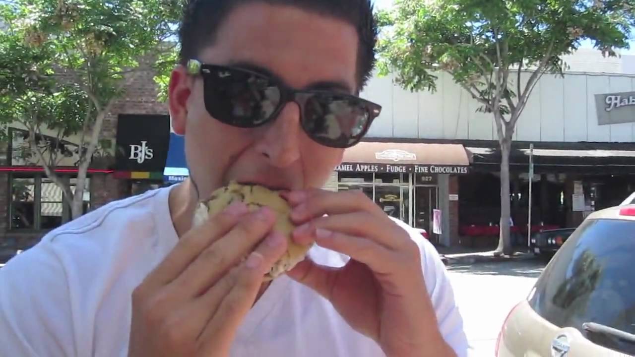 Diddy Riese Ice Cream Sandwich - YouTube
