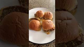 Pre workout meal. #workout #meal #foodie #foodshorts #foodblogger #miniburger #miniburgers #like