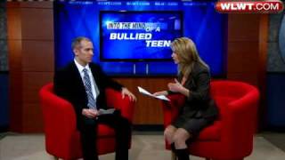How To Help Teens Who Are Bullied