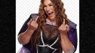 Beth Phoenix vs Nia Jax military press