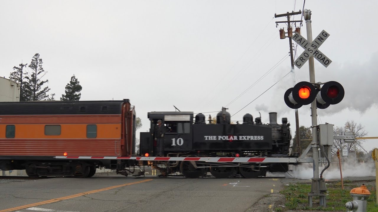 SSRR 2030 Polar Express Train W/ Granite Rock 10 On Back| Broadway Railroad Crossing Sacramento CA 