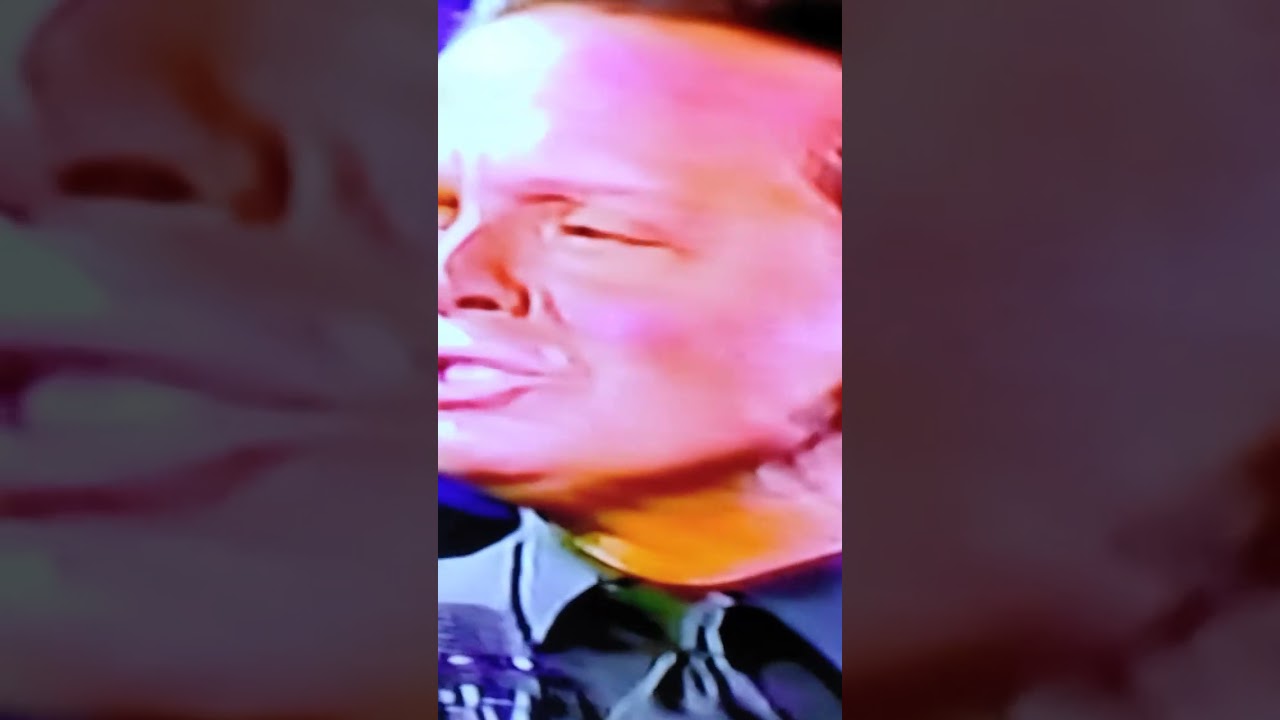 LUIS MIGUEL SOMOS NOVIOS EN VIVO 2012