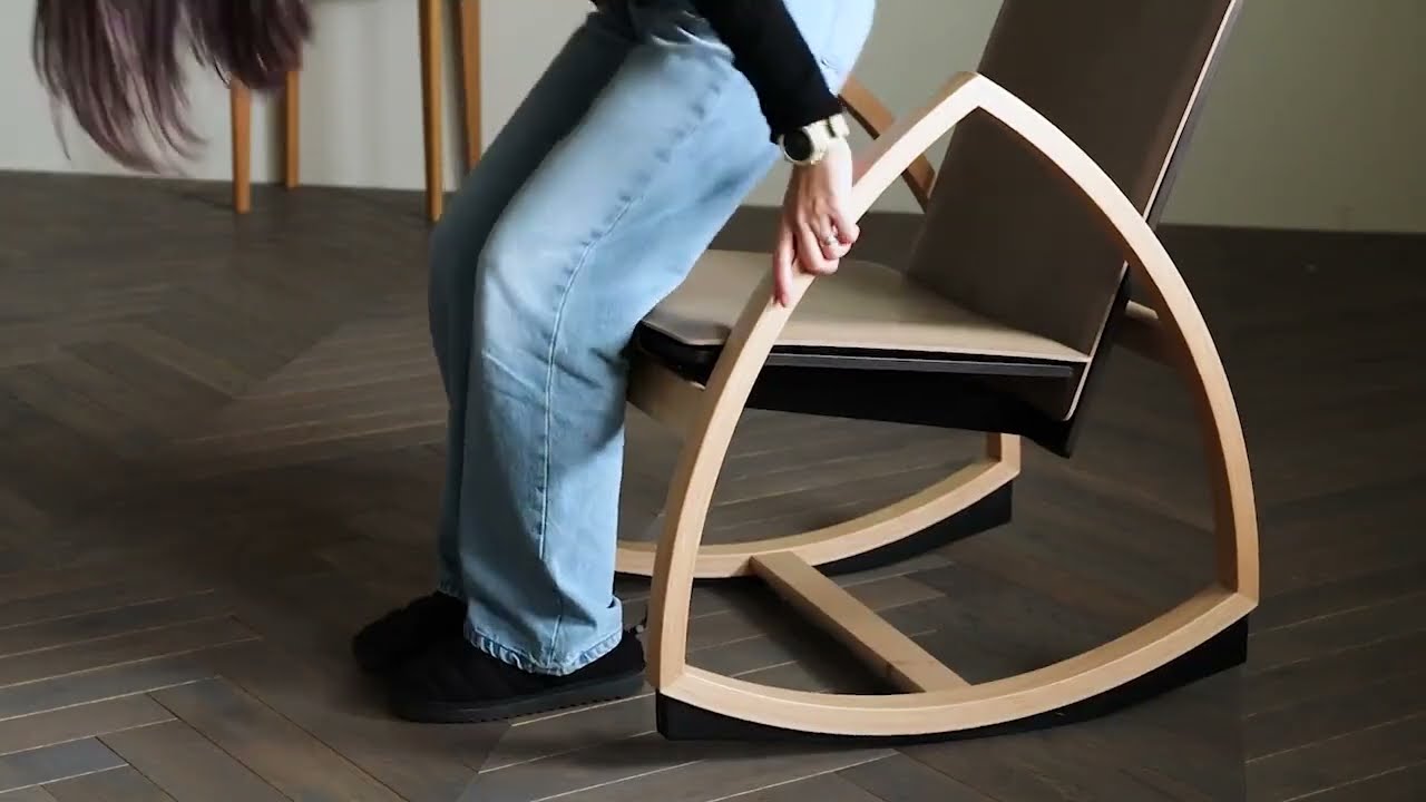 匠工芸 ウッドペッカー ロッキングチェア 張座 - YouTube