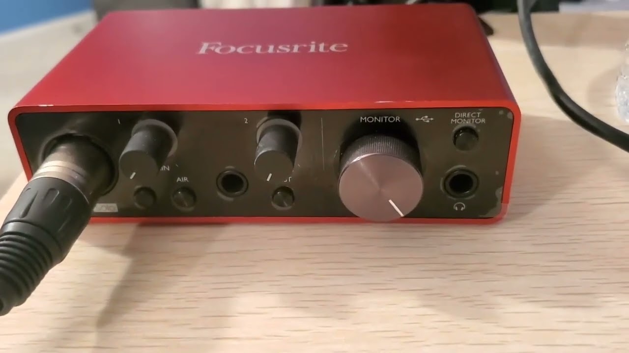Focusrite Scarlett Solo (3rd gen) 本体のみ Amazon.com: Focusrite Scarlett Solo (3rd Gen) USB Audio