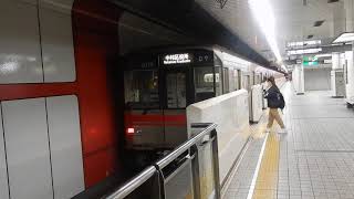 名古屋市営地下鉄桜通線　桜山駅2番ホームに6000形が到着