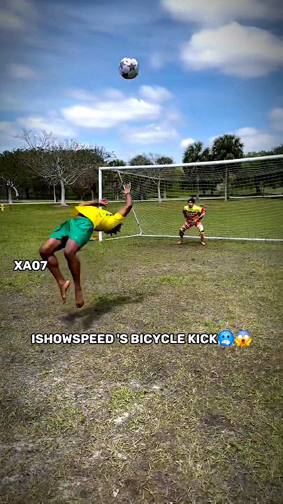 Ishow Speed's Bicycle Kick 🥶😱 #shorts #ronaldo #ishowspeed #shortsvideo