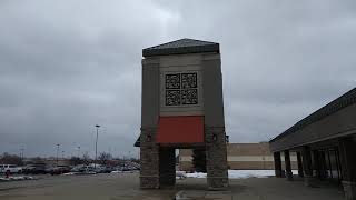 Abandoned Big Lots and more. Hanover Park IL